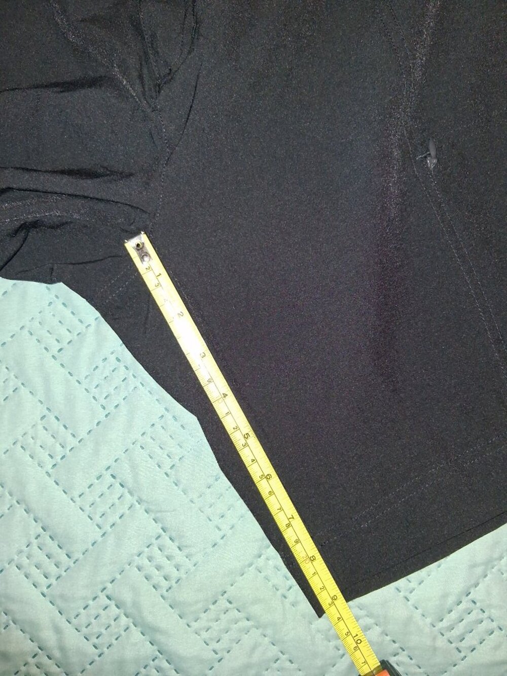 NWT 32 Degrees Women's Black Cargo Shorts-L - Picture 4 of 5
